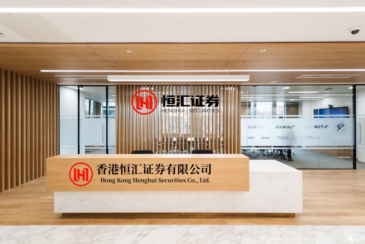 鹰眼策略 追光的你|获得“最美职工”的她，用热爱与终身学习拥抱“不确定”